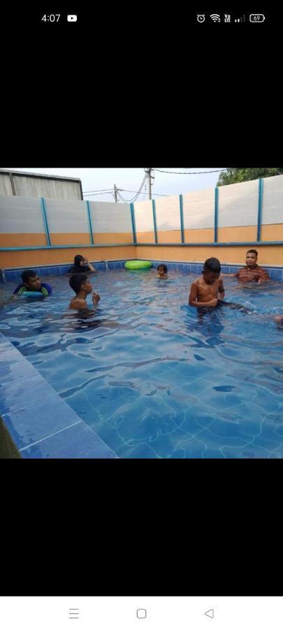 Ns Homestay Private Pool Tanah Merah  Bagian luar foto