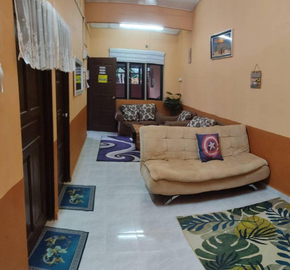 Ns Homestay Private Pool Tanah Merah  Bagian luar foto