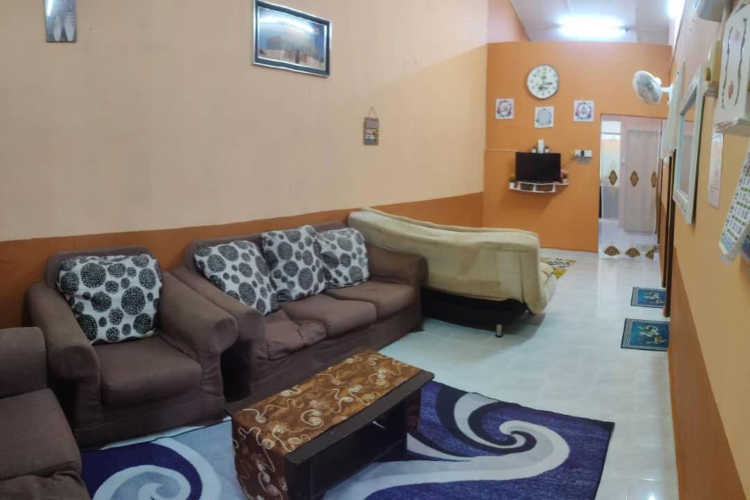 Ns Homestay Private Pool Tanah Merah  Bagian luar foto