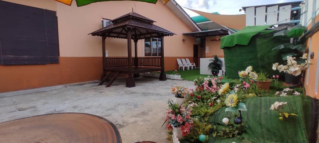 Ns Homestay Private Pool Tanah Merah  Bagian luar foto